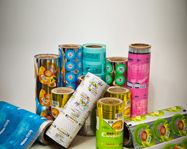 PE拉伸膜作为包装材料有哪些好处？